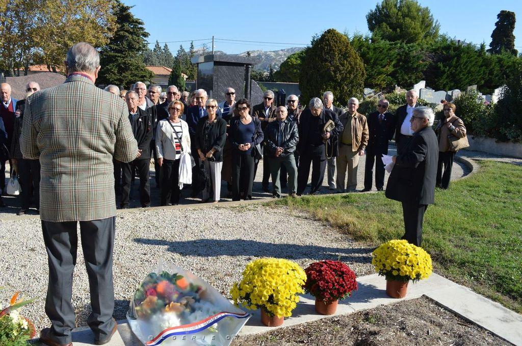 CEREMONIE DU 1 NOVEMBRE 2015 CIMETIERE DE MAZARGUES (18).JPG